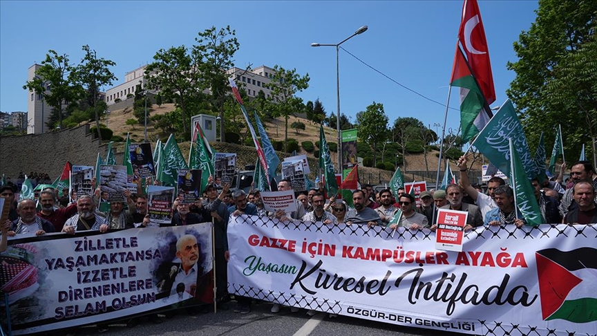 İsrail'in Gazze'ye yönelik saldırıları İstanbul'da protesto edildi