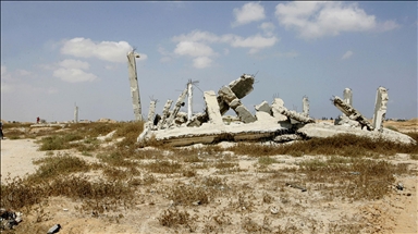الجيش الإسرائيلي يدمر بقايا مطار غزة الدولي