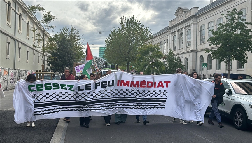 Pro-Palestine student protests spread to universities of Fribourg, Basel in Switzerland