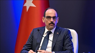 Шефот на турската разузнавачка служба разговараше со лидерот на Хамас во Катар