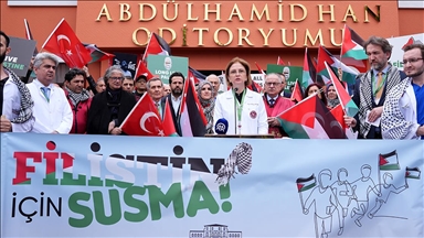 Bezmialem Vakıf Üniversitesi öğrencileri ve akademisyenleri, Filistin'e destek için yürüdü