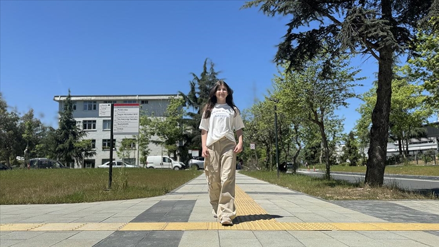 Eklem ağrısı nedeniyle yürüme güçlüğüyle geldiği Trabzon'da şikayetlerinden kurtuldu