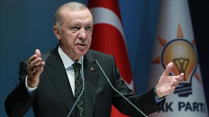 Serokomar Erdogan: "Di nerîta me ya siyasî da cihê wê yekê tuneye ku em xwe ji gel dûr bixin"