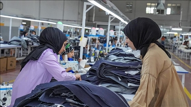 Diyarbakır'da depremzede 170 kadına fabrikalarda istihdam kapısı açıldı 