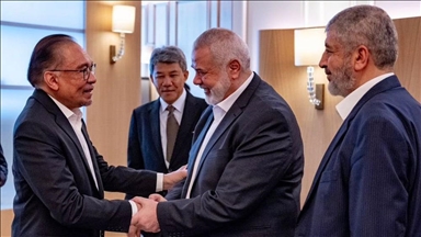 Malaysian Premier Anwar meets Hamas leader Haniyeh in Qatar