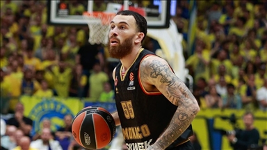 Mike James named 2023-24 EuroLeague most valuable player