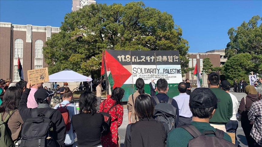 Japanese students demand 'end to military research with Israel'