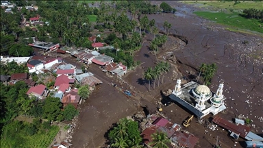 58 dead in Indonesia's cold lava and floods