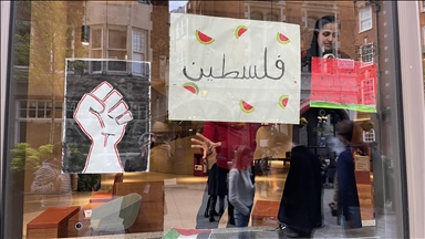 Студенты Лондонской школы экономики и политических наук протестуют против Израиля 