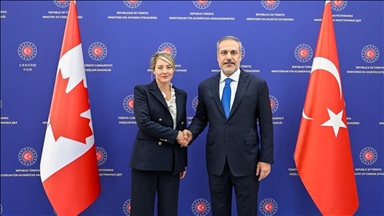 Ministri i Jashtëm turk takon homologen kanadeze