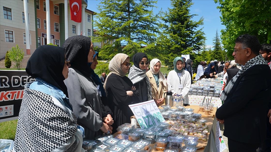 Kütahya Dumlupınar Üniversitesinde Filistin'e destek kermesi düzenlendi
