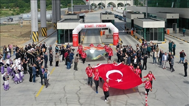 Atletlerin Ankara'ya taşıyacağı "Ata toprağı" Türkiye'ye ulaştı