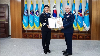 قائد القوات الجوية التركية يلتقي نظيره الكوري الجنوبي