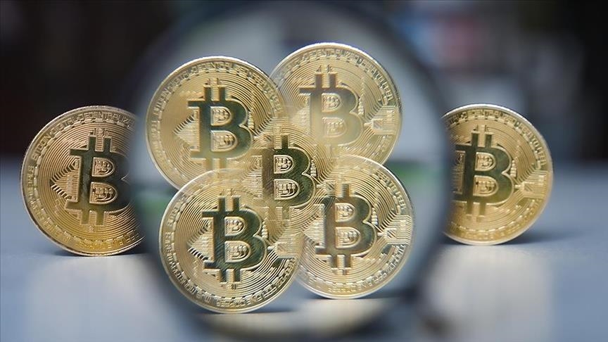 Bitcoin hits ,000 after greater than 3 weeks