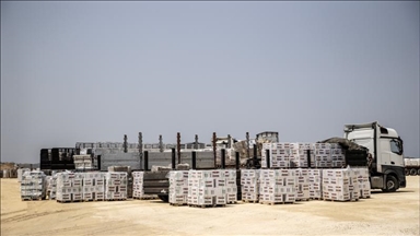 США сообщили о начале отправки грузовиков с гумпомощью для Газы из временного порта