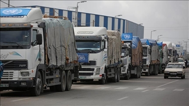SHBA: Kamionët e ndihmës fillojnë të lëvizin në breg përmes skelës së përkohshme në Gaza