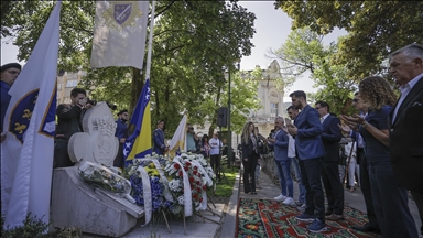 BiH: Svečanim defileom obilježena 32. godišnjica postrojavanja Prve brigade policije Stari Grad Sarajevo