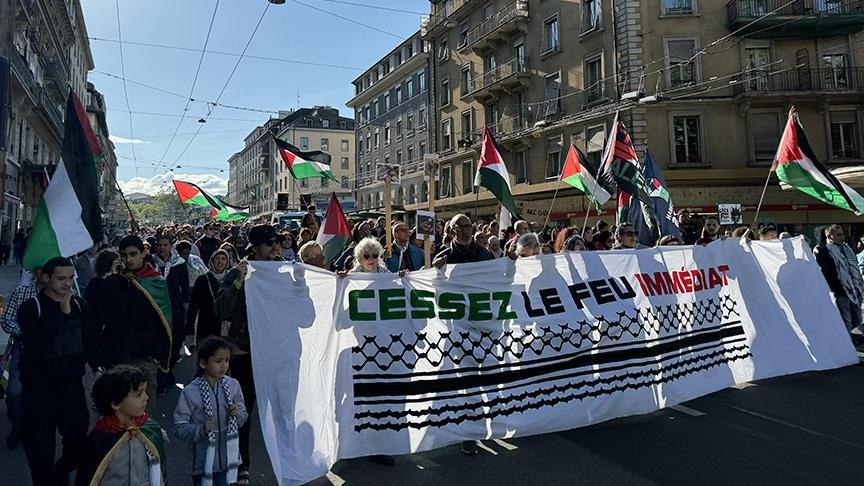 جنيف.. 10 آلاف متظاهر يطالبون بوقف “الإبادة” في غزة