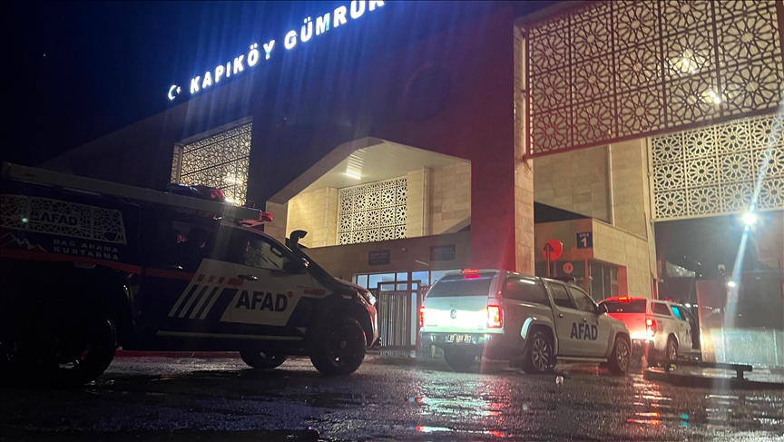 Türk arama kurtarma ekibi, İran'a intikal için yola çıktı