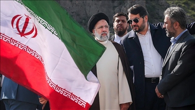 С месте крушения вертолета президента Ирана получен сигнал мобильного телефона 