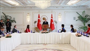 دیدار اردوغان با ملی‌‌پوشان ترکیه به مناسبت 19 مه؛ یادروز آتاترک و عید جوانان و ورزش