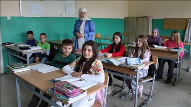 Srbija: Kampanjom “Biram bosanski, čuvam identitet” do većeg broja učenika u nastavi na bosanskom jeziku