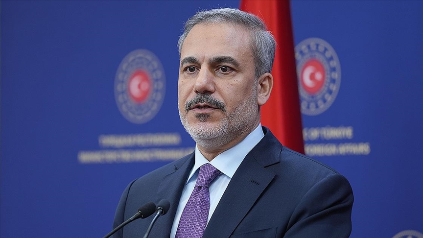 Turkish foreign minister offers condolences to Iran after death of president, top diplomat