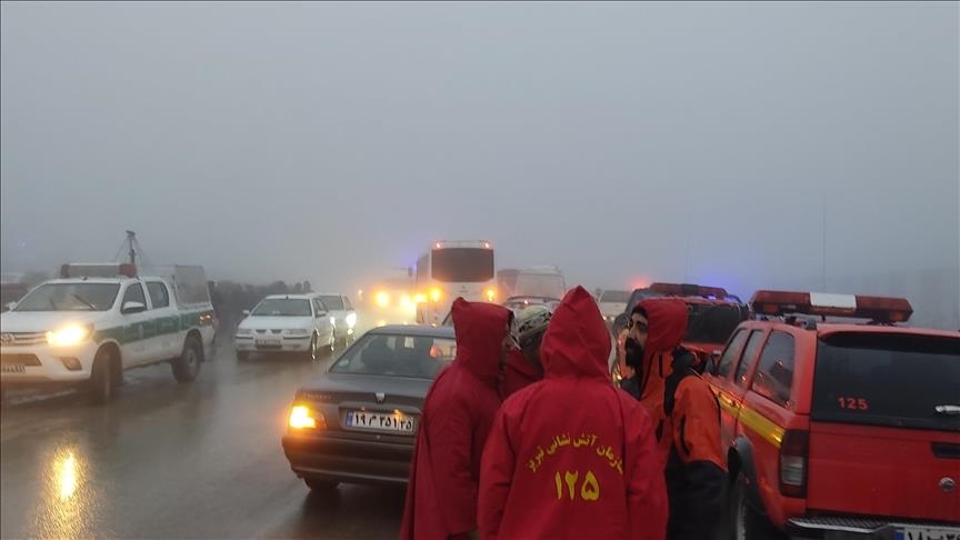 Crash d'hélicoptère en Iran : Poursuite des recherches pour retrouver le président Raïssi