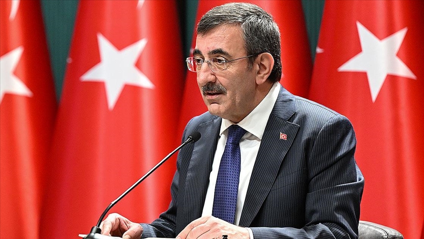 Turkish officials offer condolences to Iranian people over president's death