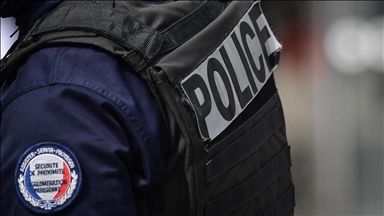 Incendie de la synagogue de Rouen : Darmanin décore le policier auteur du tir mortel contre l'assaillant