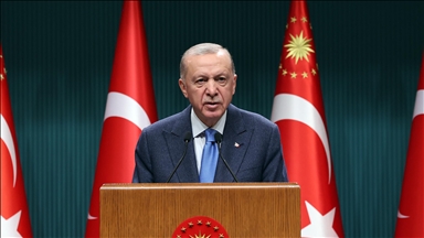 أردوغان يعلن حدادا وطنيا ليوم واحد إثر وفاة الرئيس الإيراني