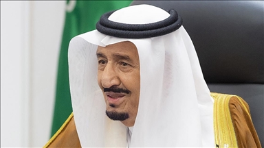 Suudi Arabistan Kralı Selman'ın akciğer enfeksiyonu nedeniyle antibiyotik tedavisi gördüğü duyuruldu
