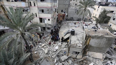 Në sulmet izraelite gjatë natës në Gaza u vranë dhjetëra palestinezë