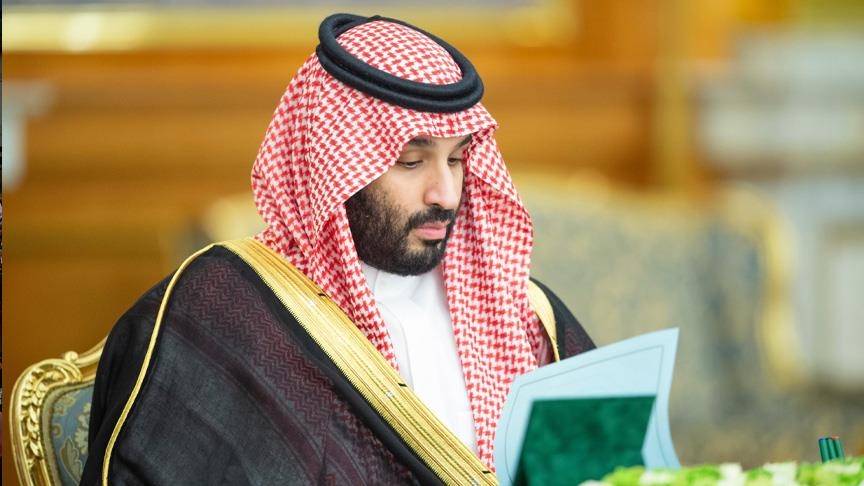 ولي العهد السعودي يطمئن المواطنين على صحة الملك سلمان