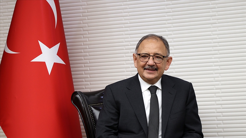 Bakan Özhaseki: Tüm kaçak yapıları temizleyip milletimizin sahillere, plajlara rahat bir şekilde ulaşmasını sağlayacağız
