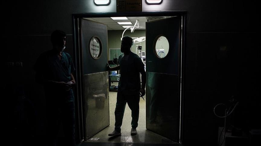 إخلاء مستشفى “كمال عدوان” شمال غزة بعد استهدافه بقصف إسرائيلي