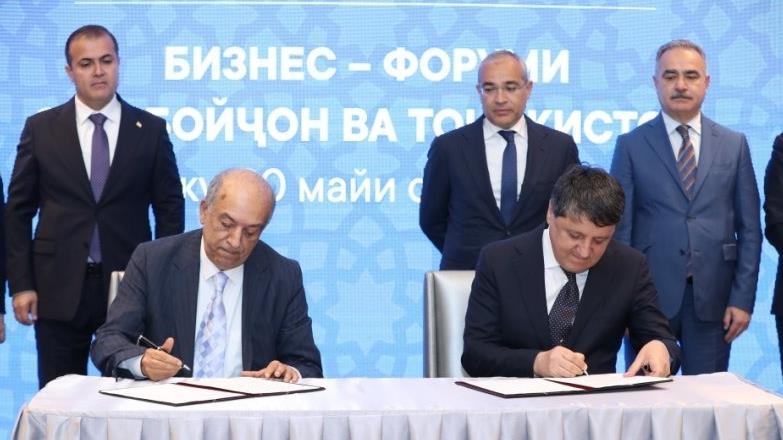 Таджикистан и Азербайджан подписали документы о сотрудничестве на $700 млн