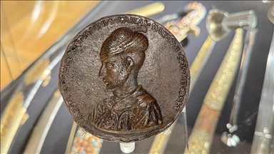 بيع ميدالية محمد الفاتح بـ 1.4 مليون جنيه أسترليني في لندن