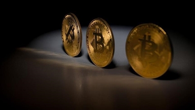 Bitcoin tops $71,000 mark