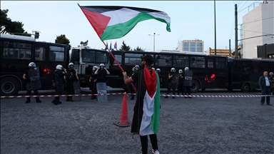 Yunanistan'da Filistin'e destek eylemine katılan 9 kişinin sınır dışı edilmesi talep edildi