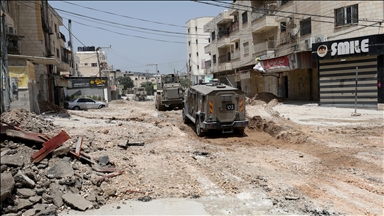 İsrail saldırılarında 121 Filistinlinin öldüğü işgal atındaki Cenin'de durum giderek kötüleşiyor