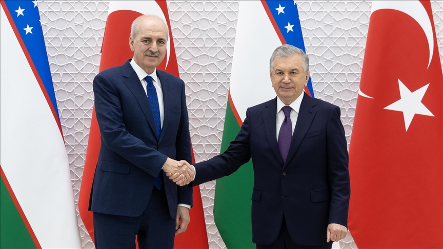 Özbekistan Cumhurbaşkanı Mirziyoyev TBMM Başkanı Kurtulmuş'u kabul etti