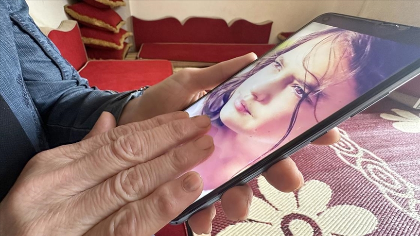 Suriyeli anne Selma Abdo, PKK/YPG'nin kaçırdığı 13 yaşındaki kızına kavuşmanın hayaliyle yaşıyor