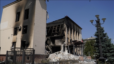 2 killed, 4 injured in Ukraine's strike on city of Lysychansk in Russia-controlled region