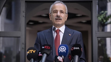 وزیر حمل و نقل ترکیه: شناسایی محل سقوط بالگرد توسط پهپاد آکینجی با زمان آن منطبق است
