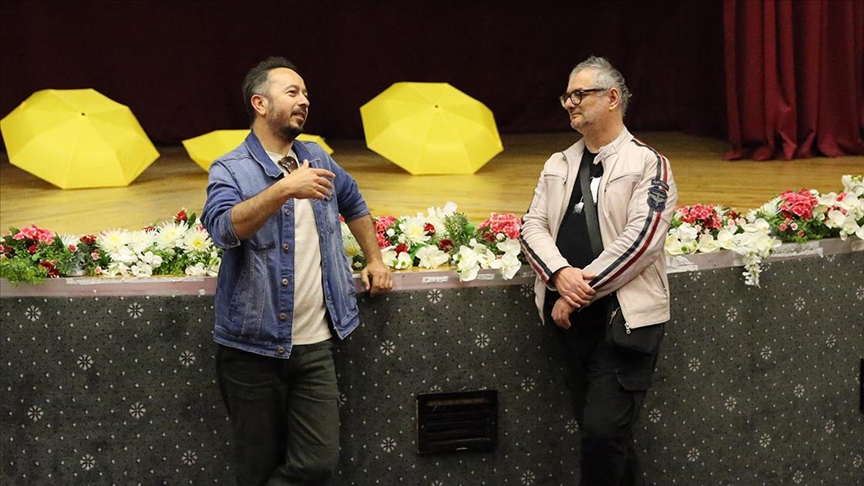 Yönetmen Aydın Orak, salgın döneminde düşen seyirci sayısının artmaya başladığını belirtti