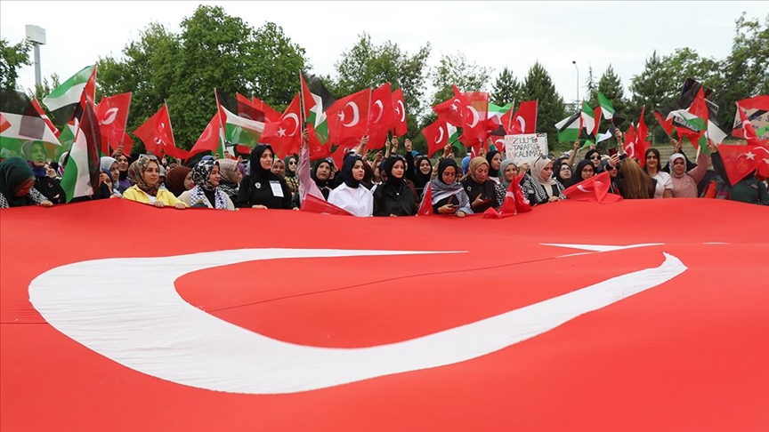 Elazığ'da üniversite öğrencileri Gazze'ye destek yürüyüşü düzenledi