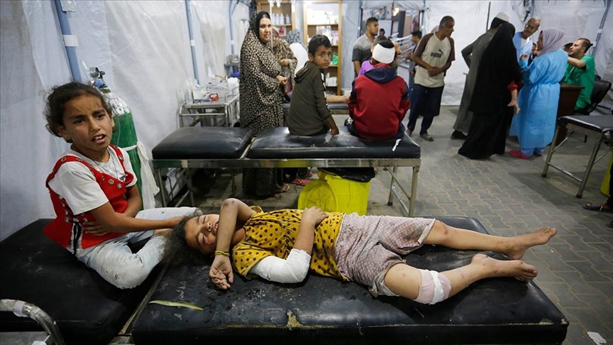 WHO chief urgently calls for cover of sufferers amid reviews Gaza hospital below siege
