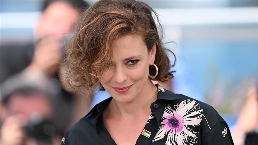 L'actrice italienne Jasmine Trinca affiche son soutien à la Palestine au Festival de Cannes