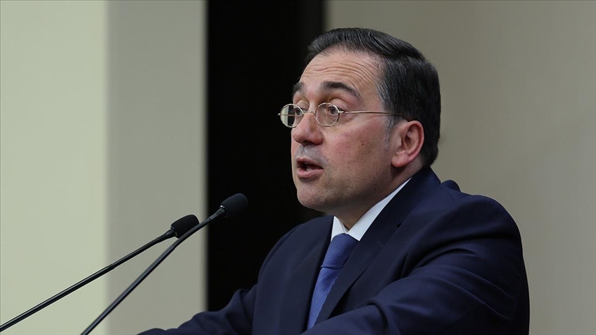 Spain mulls diplomatic action after Israel vows to forbid Spanish consulate from serving Palestinians